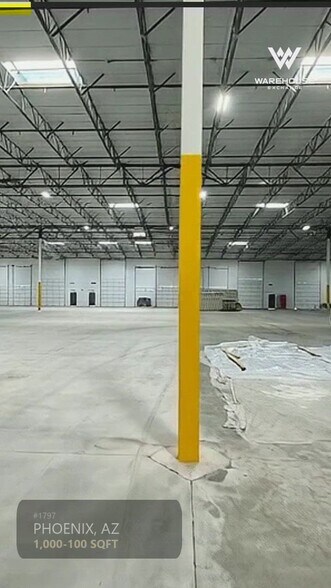 2115 S 11th Ave, Phoenix, AZ à louer - Vidéo sur l’inscription commerciale - Image 2 de 16