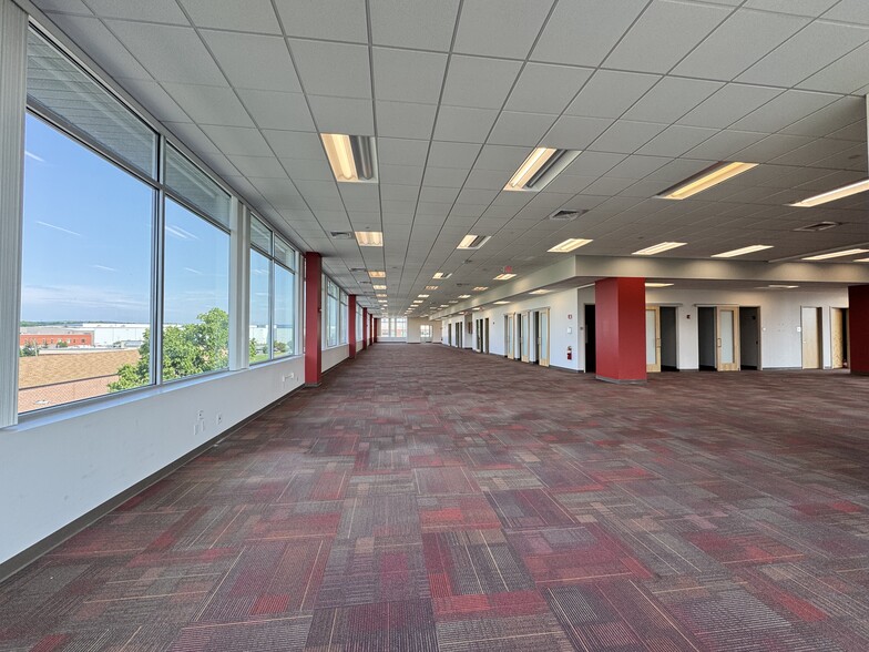 101 Wason Ave, Springfield, MA for lease - Building Photo - Image 2 of 9