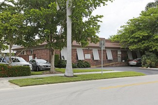 Plus de détails pour 775 1st Ave N, Naples, FL - Bureau à vendre