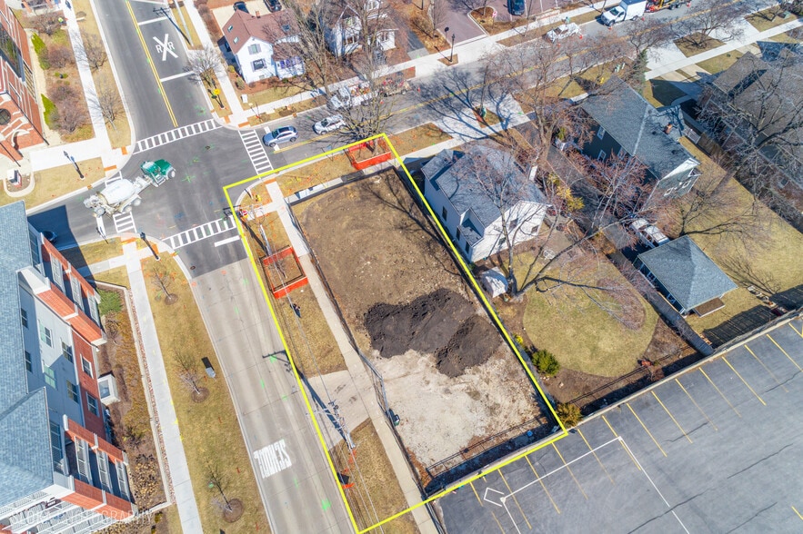 451 Duane St, Glen Ellyn, IL for sale - Building Photo - Image 3 of 15