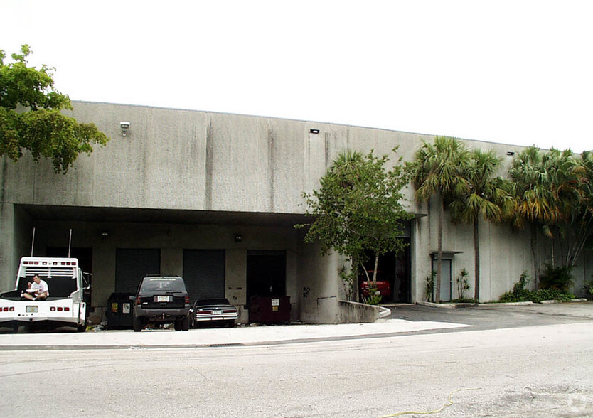 901-999 NW 10th Ter, Fort Lauderdale, FL for lease - Building Photo - Image 2 of 14