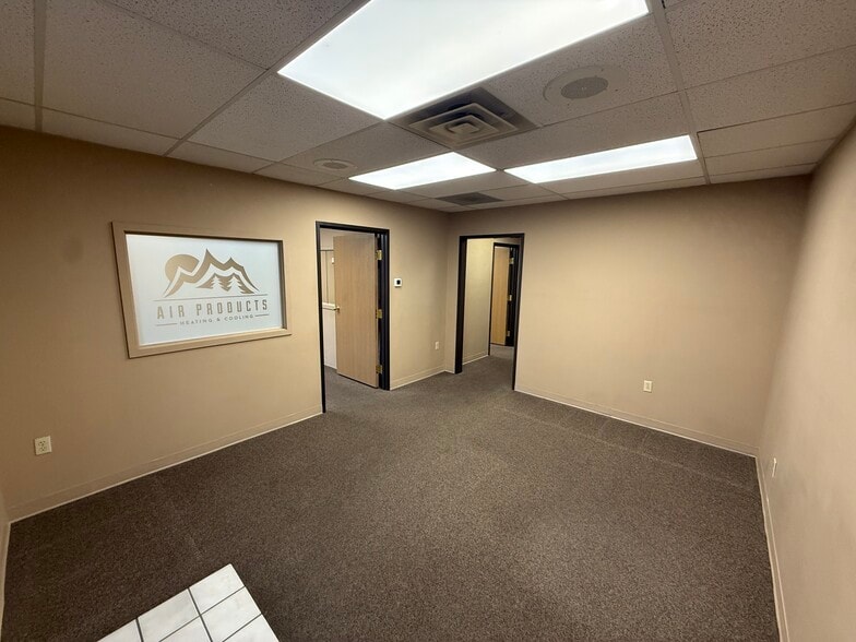 800 Stockton Ave, Fort Collins, CO for lease - Building Photo - Image 3 of 13
