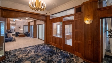 7 SW 1st Ave SW, Rochester, MN for lease Interior Photo- Image 2 of 9