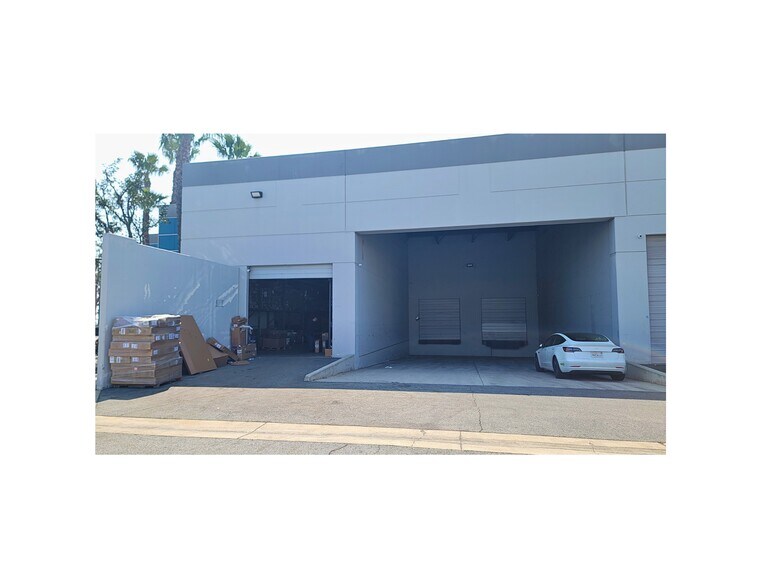 1550 Milliken Ave, Ontario, CA à louer - Photo du bâtiment - Image 3 de 4
