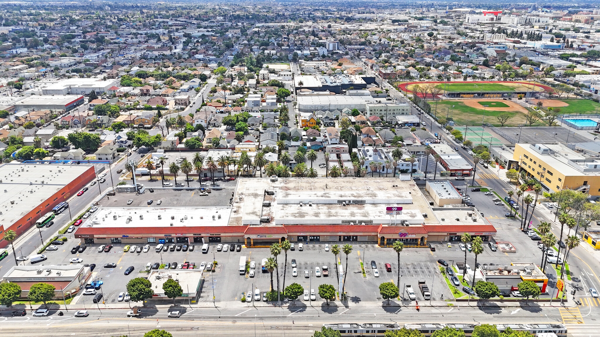 408-530 E Washington Blvd, Los Angeles, CA for lease Building Photo- Image 1 of 10