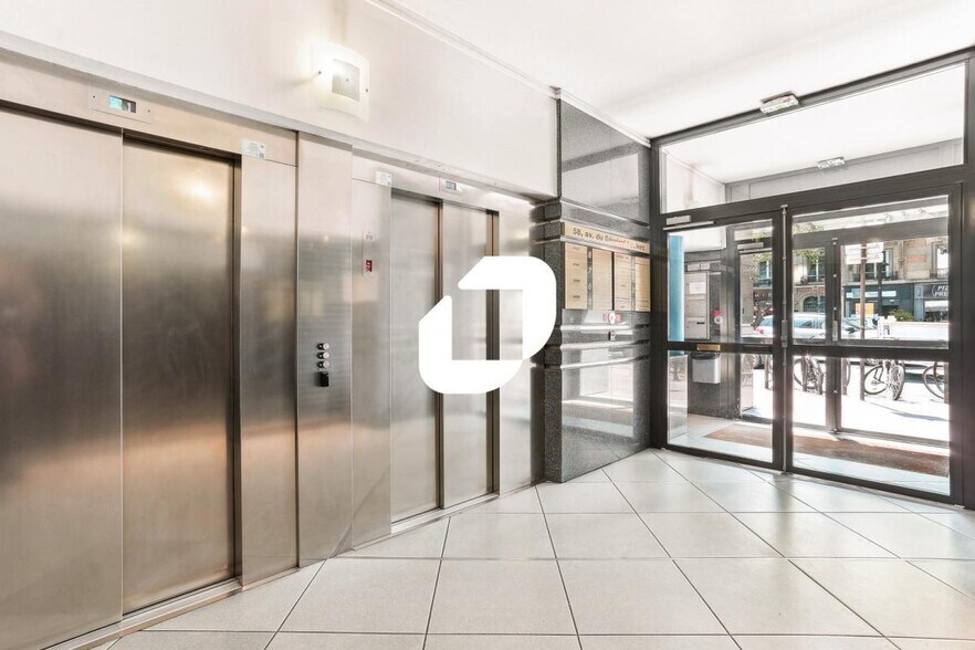 Bureau dans Boulogne-Billancourt à vendre - Hall d’entrée - Image 2 de 14
