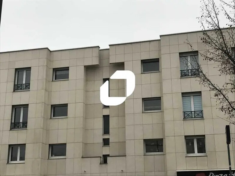 155 Rue Du Président Roosevelt, Saint-Germain-en-Laye à louer - Photo du bâtiment - Image 1 de 5