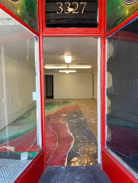 3327 24th St, San Francisco, CA for lease - Building Photo - Image 2 of 6