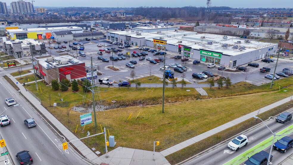 1175 Hyde Park Rd, London, ON à louer - Photo du bâtiment - Image 2 de 6