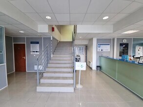 Flex in Compans for lease Building Photo- Image 1 of 2