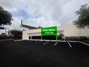 5801-5821 N Andrews Way, Fort Lauderdale, FL for lease Interior Photo- Image 1 of 2