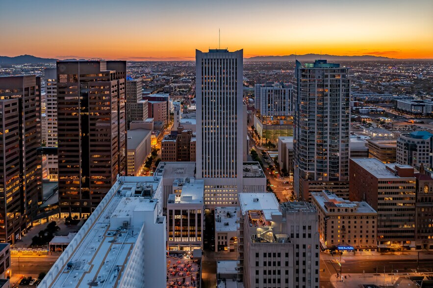 101 N 1st Ave, Phoenix, AZ à louer - Photo du bâtiment - Image 1 de 27