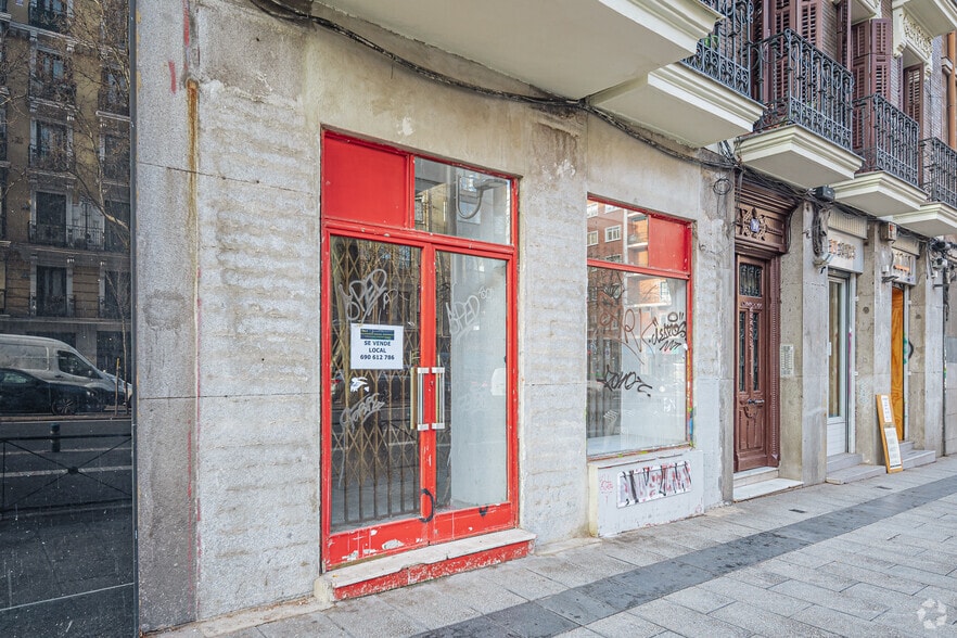 Calle de Alberto Aguilera, 19, Madrid, Madrid for lease - Building Photo - Image 1 of 4