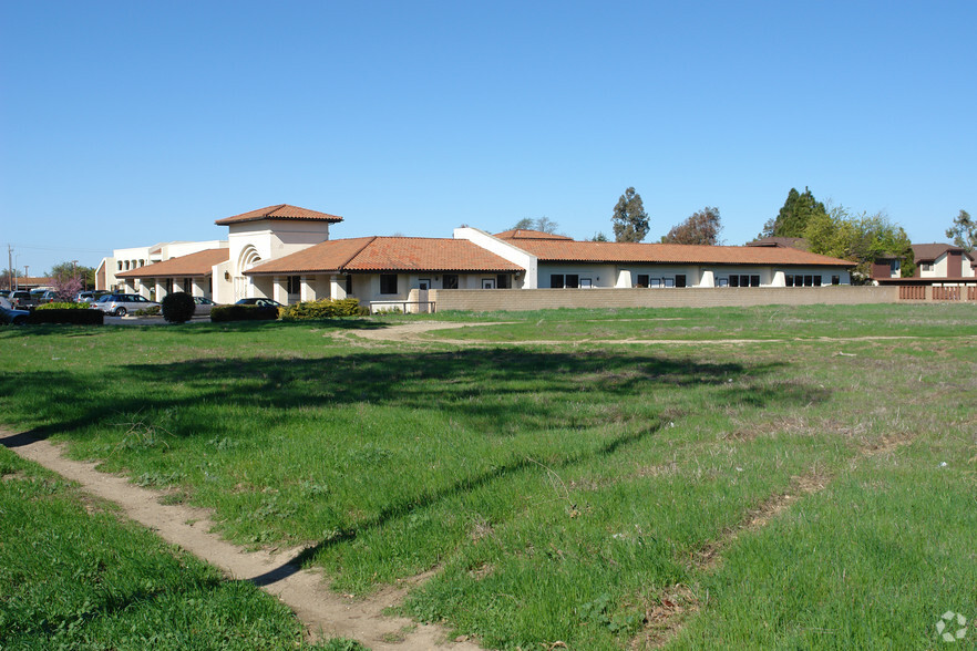 1201 E Ocean Ave, Lompoc, CA for sale - Building Photo - Image 2 of 12