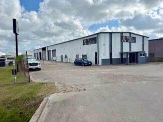 More details for 7410 Leopard St, Corpus Christi, TX - Industrial for Sale