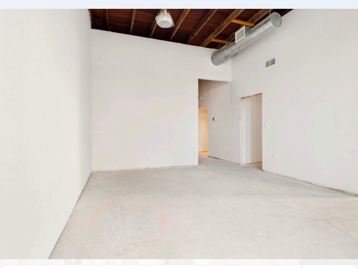 1111 5th Ave S, Naples, FL for sale Construction Photo- Image 1 of 5
