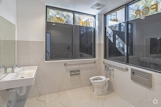 1175 Swallow Ln, Simi Valley, CA à louer Photo intérieure- Image 2 de 14