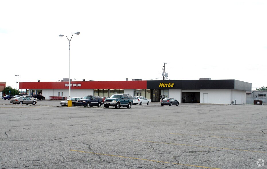 3962-3976 Georgetown Rd, Indianapolis, IN à louer - Photo du bâtiment - Image 2 de 5