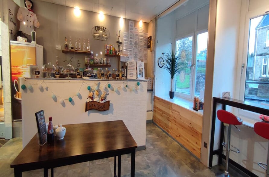 22 Main St, Muirkirk à vendre - Photo du bâtiment - Image 2 de 12