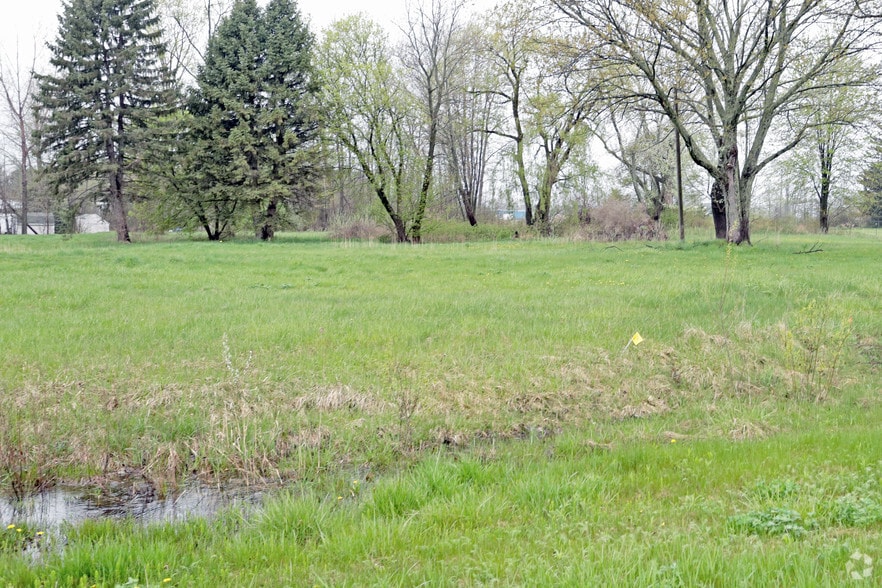 4760 Gratiot Ave, Kimball Township, MI for sale - Building Photo - Image 2 of 3