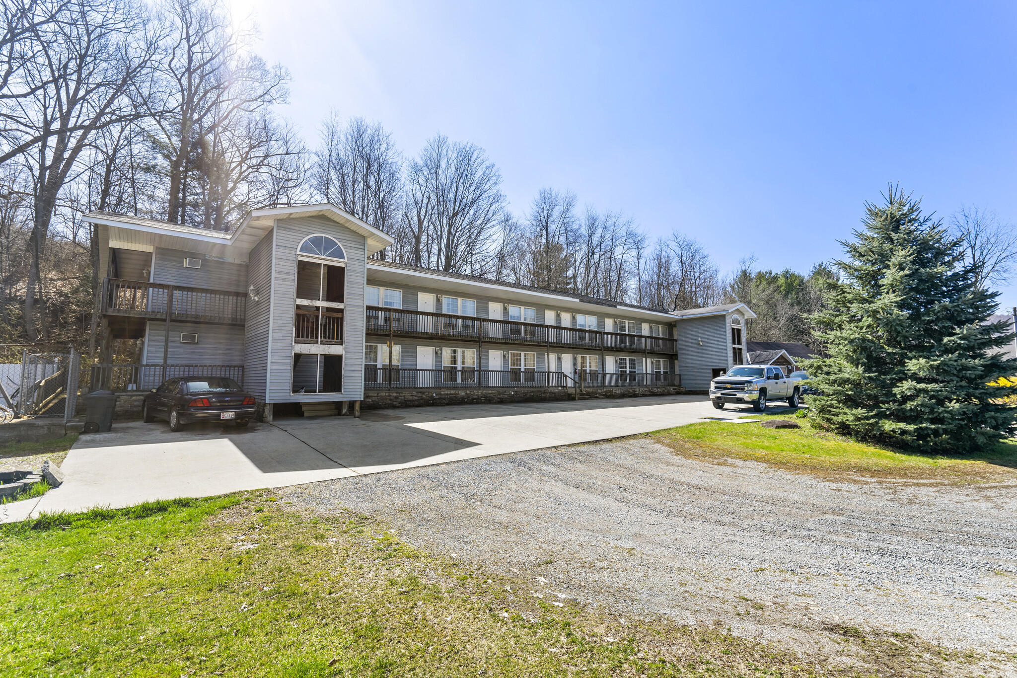 818 1st Ave, Friendsville, MD for sale Building Photo- Image 1 of 1