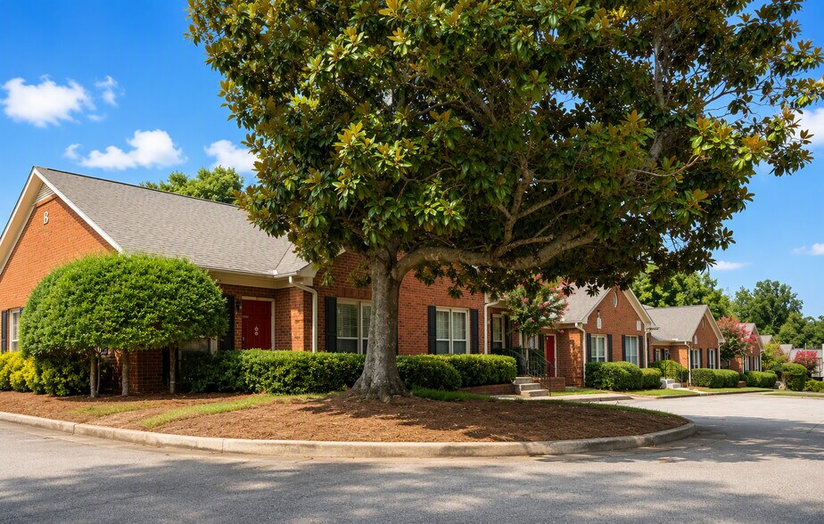 540 Powder Springs St SE, Marietta, GA à vendre - Photo du bâtiment - Image 2 de 8