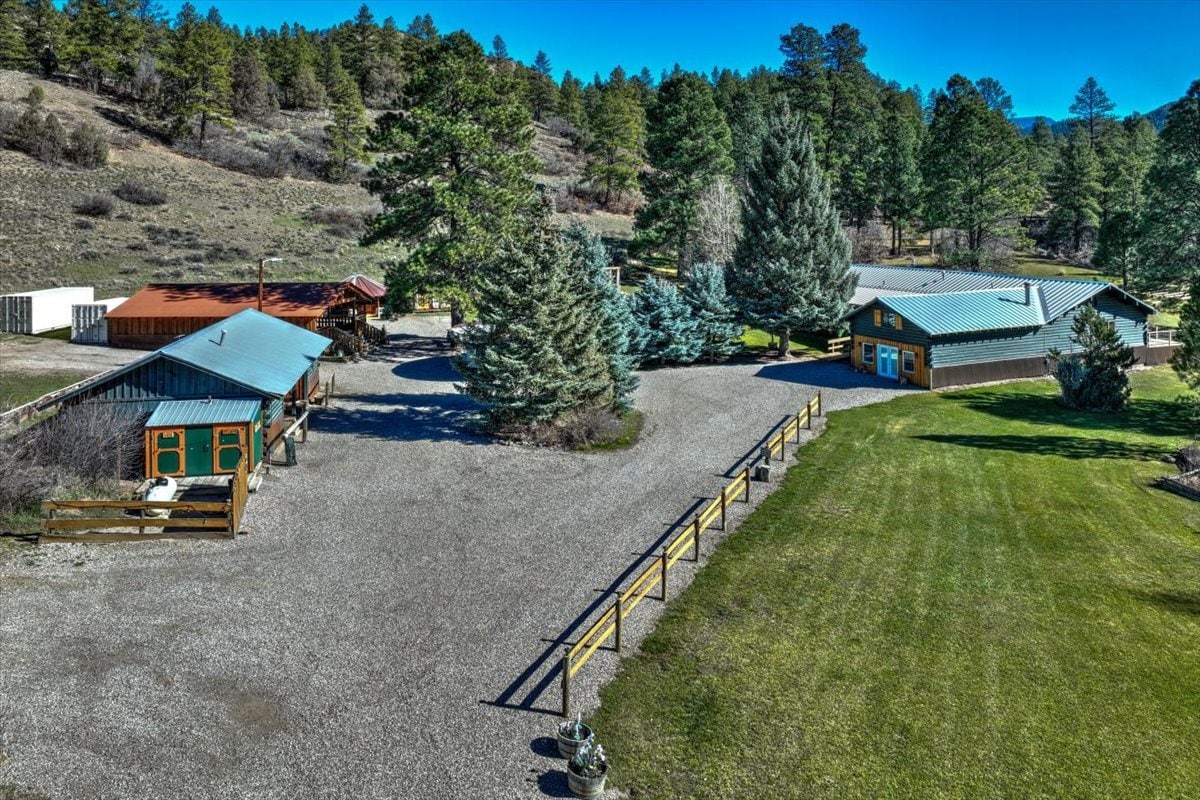 11044 Highway 84, Pagosa Springs, CO à vendre Photo principale- Image 1 de 44