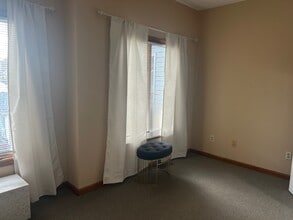 960 Tiogue Pl, Coventry, RI for lease Building Photo- Image 2 of 14