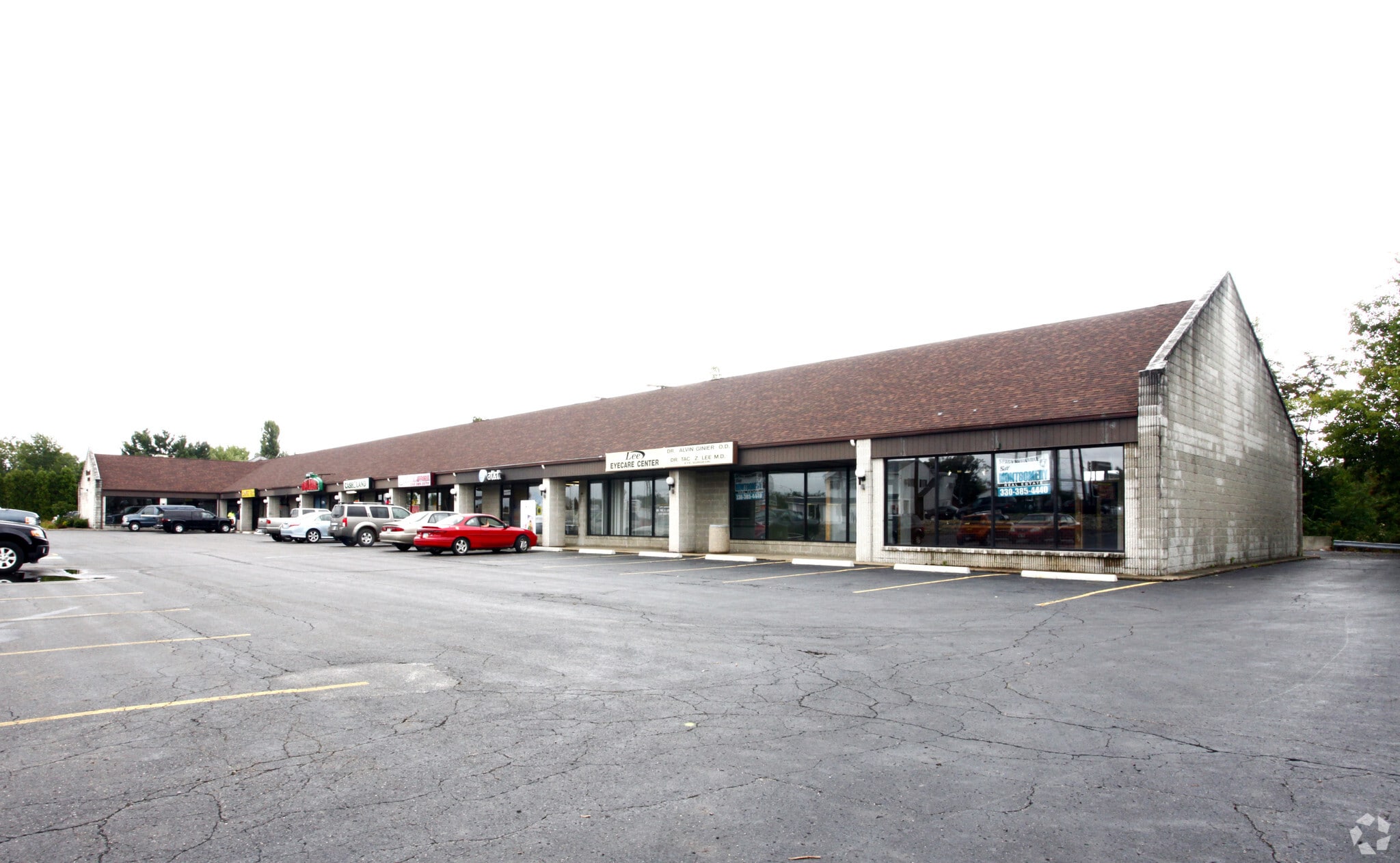 16761 Saint Clair Ave, East Liverpool, OH for lease Primary Photo- Image 1 of 9
