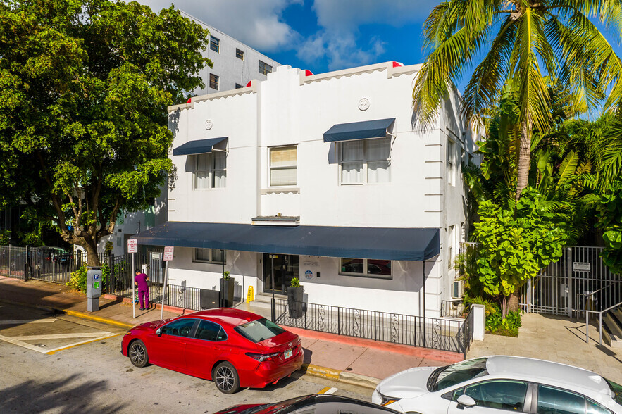 1420 Collins Ave, Miami Beach, FL à vendre - Photo principale - Image 1 de 1