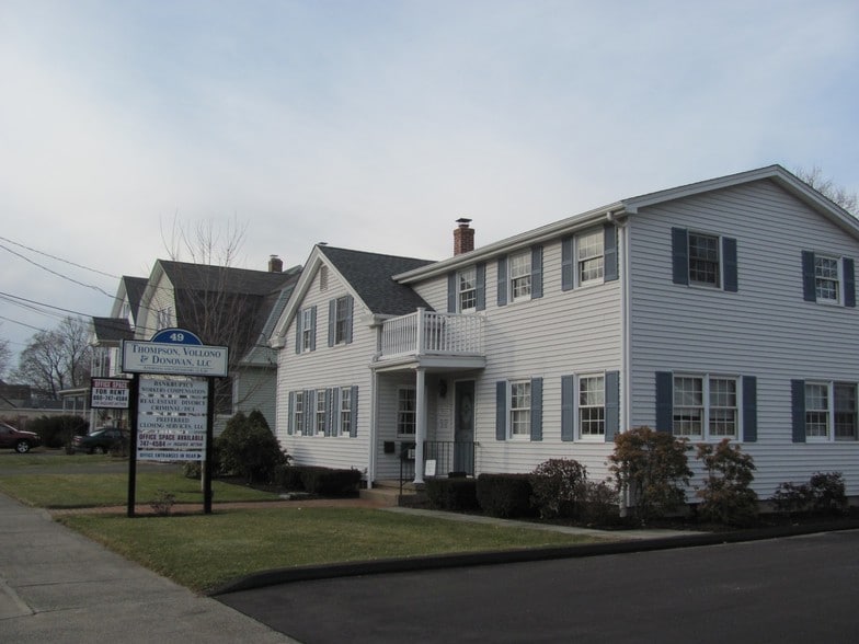 49 Broad St, Plainville, CT for lease - Building Photo - Image 3 of 6