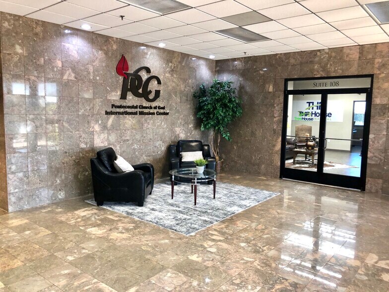 2701 Brown Trl, Bedford, TX à louer - Photo intérieure - Image 3 de 8