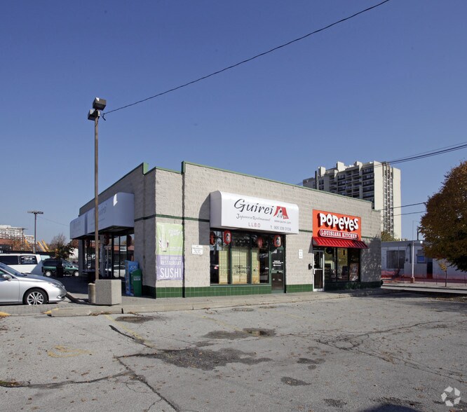 579 Kerr St, Oakville, ON for sale - Primary Photo - Image 1 of 1