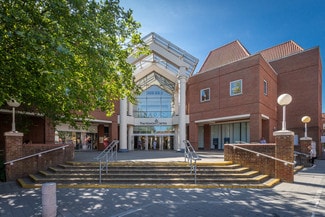 Plus de détails pour Howardsgate, Welwyn Garden City - Commerce de détail à louer