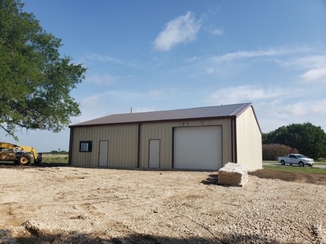 15602 State Highway 160, Blue Ridge, TX à vendre - Photo du bâtiment - Image 3 de 18
