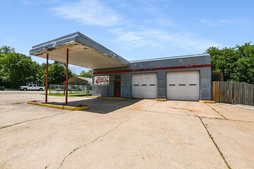 803 W Avenue M, Temple, TX à vendre - Photo du bâtiment - Image 1 de 20