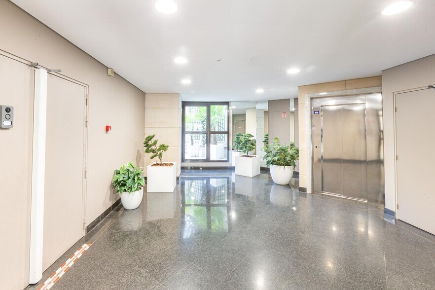 6 Boulevard Bineau, Levallois-Perret for lease - Building Photo - Image 2 of 9