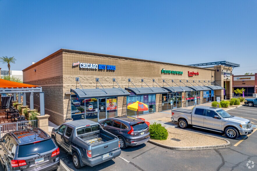 744 W Elliot Rd, Tempe, AZ à louer - Photo du bâtiment - Image 2 de 8