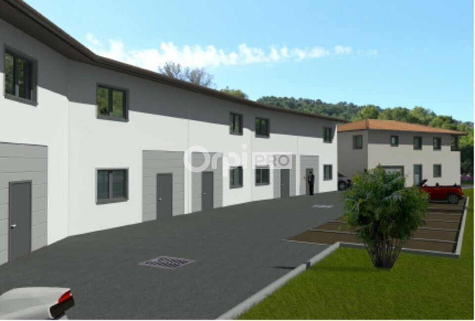 Retail in Carnoules for lease Building Photo- Image 1 of 5