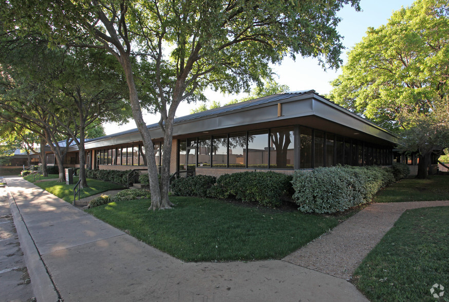 17000 Preston Rd, Dallas, TX for lease - Primary Photo - Image 1 of 9