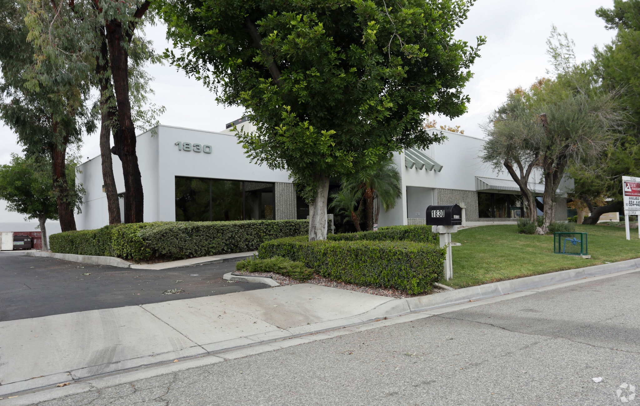 1830 Commercenter East, San Bernardino, CA for lease Primary Photo- Image 1 of 5
