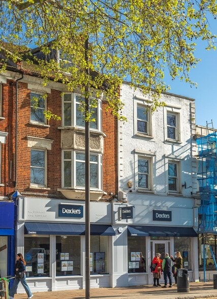 388 Chiswick High Rd, London for sale - Building Photo - Image 3 of 4