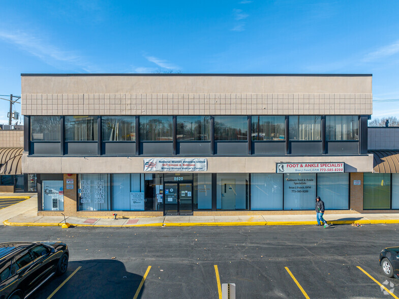 8600 S Pulaski Rd, Chicago, IL for lease - Building Photo - Image 2 of 14