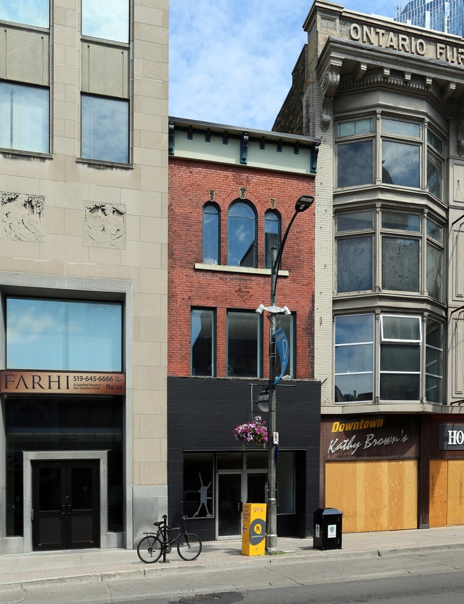 More details for 226 Dundas St, London, ON - Retail for Lease