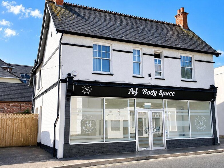 3 The Parks, Minehead for sale - Building Photo - Image 1 of 14