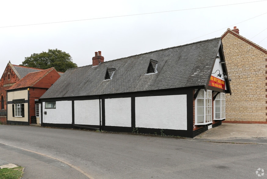 1 West St, Brigg for lease - Building Photo - Image 2 of 3