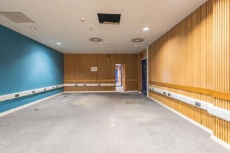 Parc Ty Glas, Cardiff for lease Interior Photo- Image 1 of 2