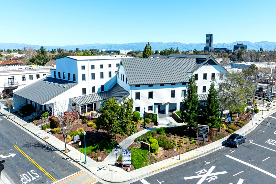 307 Orchard City Dr, Campbell, CA for lease - Building Photo - Image 2 of 31