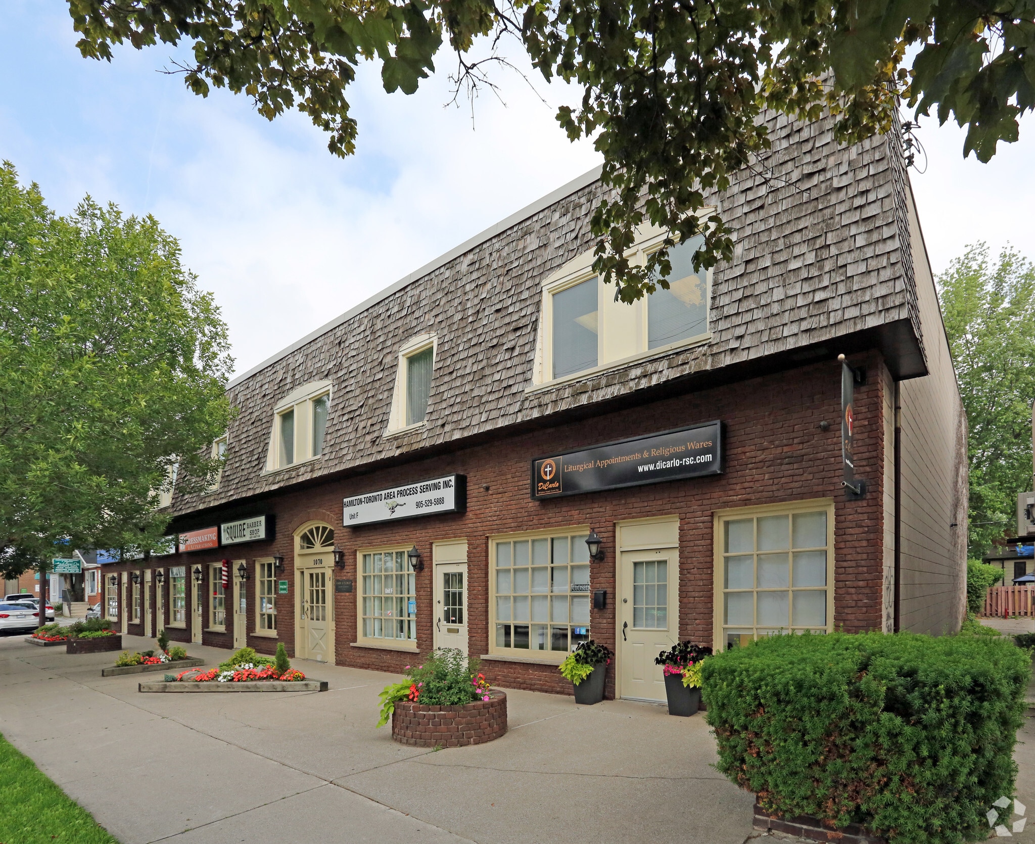 1070 Main St W, Hamilton, ON for sale Primary Photo- Image 1 of 1