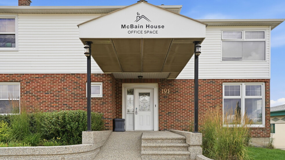 191 Ordze Ave, Sherwood Park, AB for sale - Building Photo - Image 2 of 24